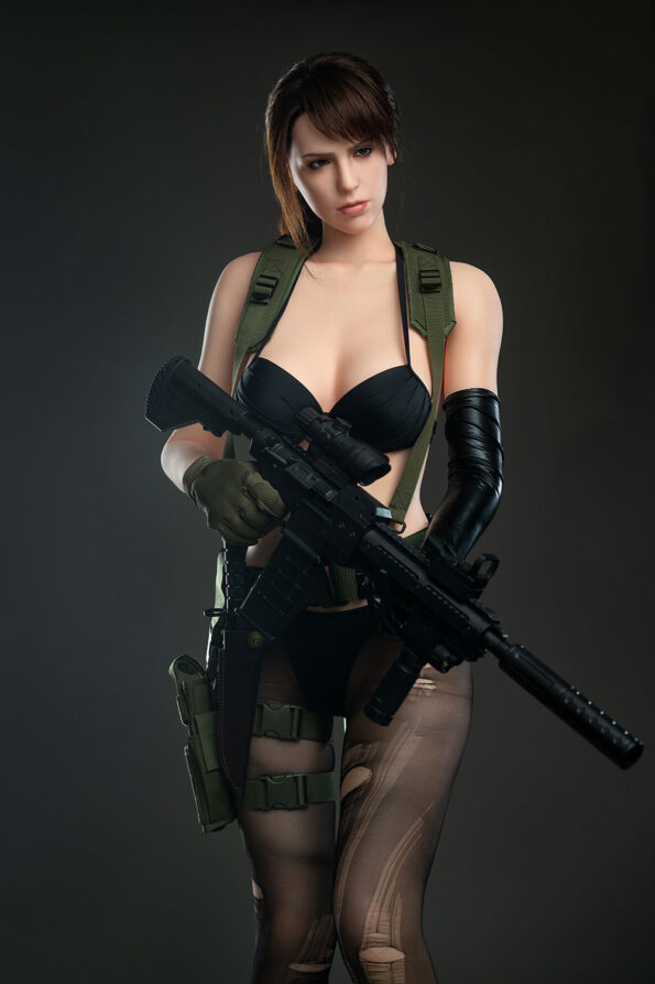 Game-Lady-Quiet-Metal-Gear-5-Quiet-Cosplay-Silicone-Sex-Doll-168cm-5ft6-E-cup-1